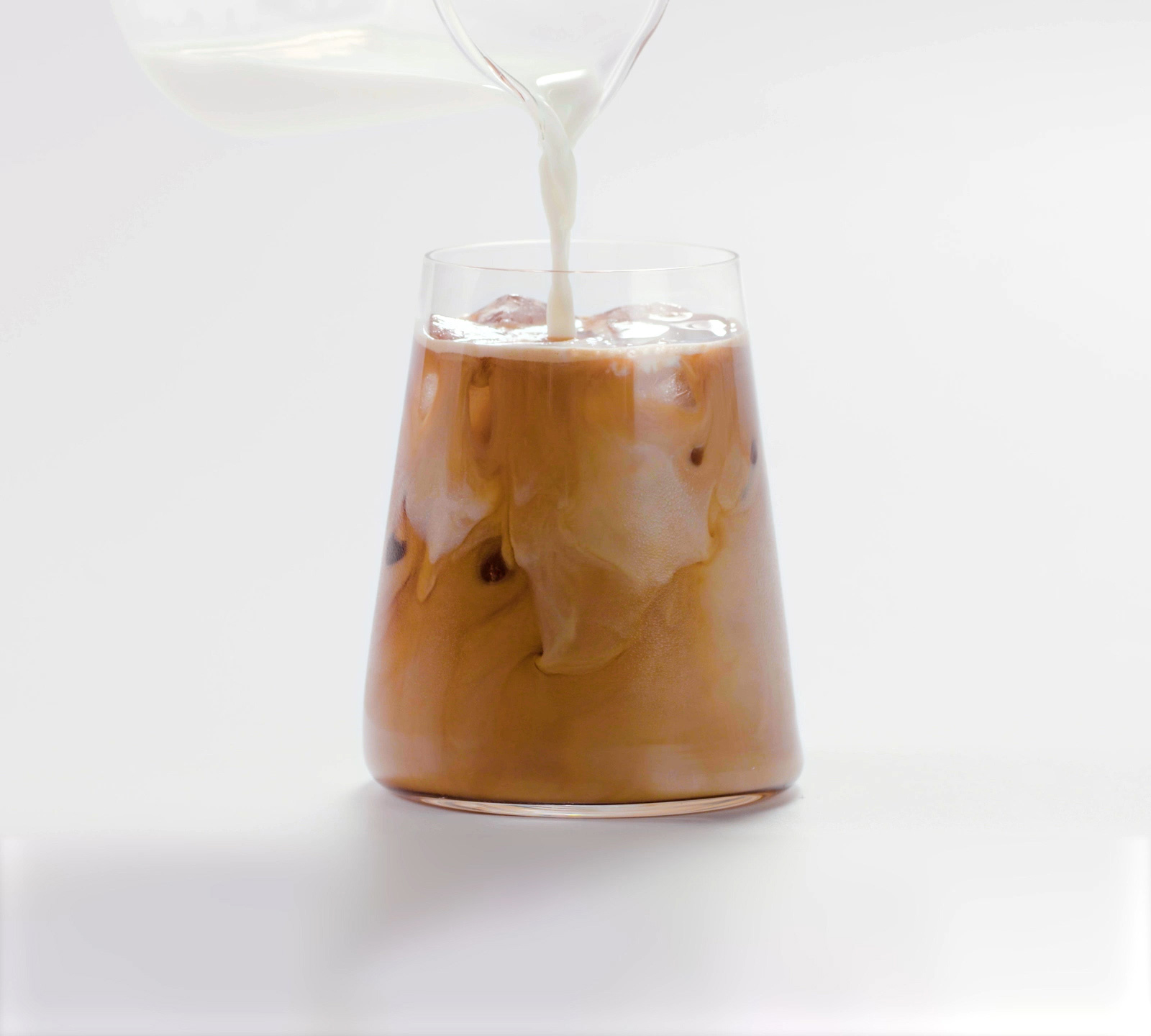 ICE HONEY OAT LATTE
